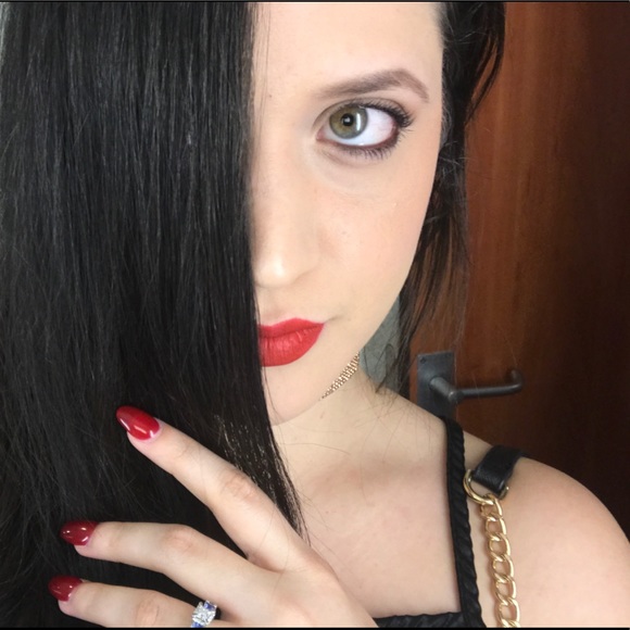 Meet your Posher, Lisanne - Picture 1 of 1